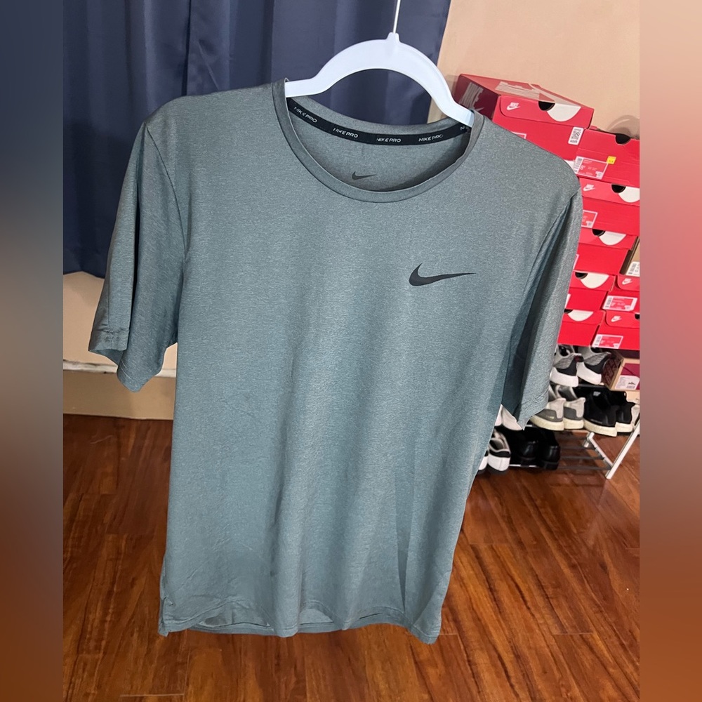 Nike pro Dri fit workout tee size small